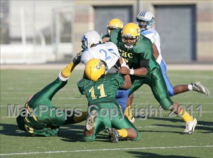 Thumbnail 1 in Community Harvest vs. Animo Robinson (LACS 8 Man Final) photogallery.