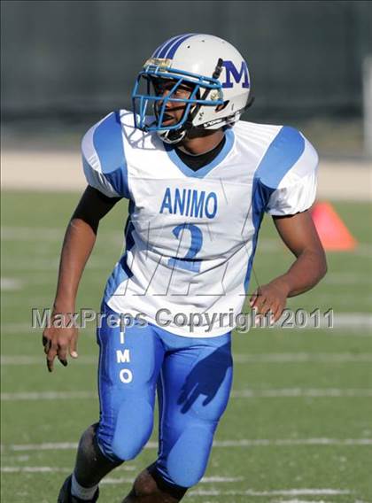 Thumbnail 1 in Community Harvest vs. Animo Robinson (LACS 8 Man Final) photogallery.