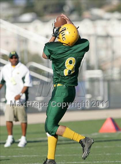Thumbnail 2 in Community Harvest vs. Animo Robinson (LACS 8 Man Final) photogallery.