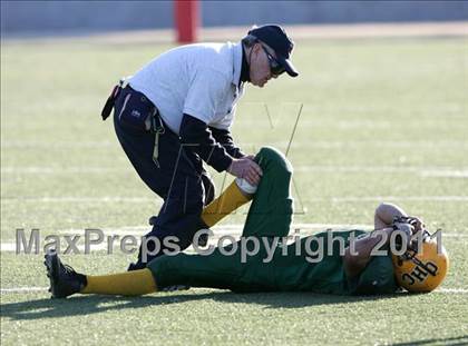 Thumbnail 3 in Community Harvest vs. Animo Robinson (LACS 8 Man Final) photogallery.