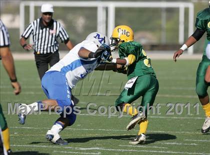Thumbnail 1 in Community Harvest vs. Animo Robinson (LACS 8 Man Final) photogallery.