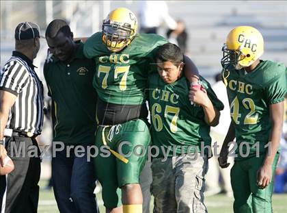 Thumbnail 1 in Community Harvest vs. Animo Robinson (LACS 8 Man Final) photogallery.
