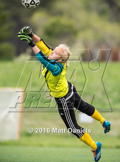 Thumbnail 3 in Manitou Springs @ Kent Denver (CHSAA 3A 2nd Round) photogallery.
