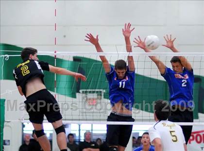 Thumbnail 1 in Royal vs. Westlake (CIF SS D2 Final) photogallery.