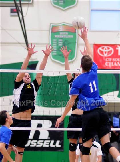 Thumbnail 3 in Royal vs. Westlake (CIF SS D2 Final) photogallery.