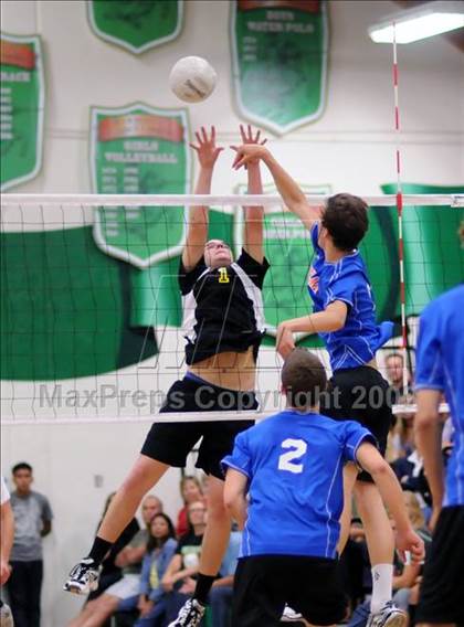 Thumbnail 3 in Royal vs. Westlake (CIF SS D2 Final) photogallery.