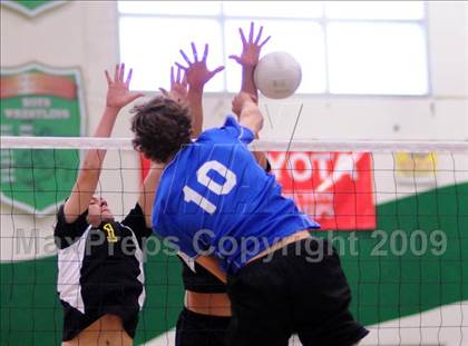 Thumbnail 1 in Royal vs. Westlake (CIF SS D2 Final) photogallery.