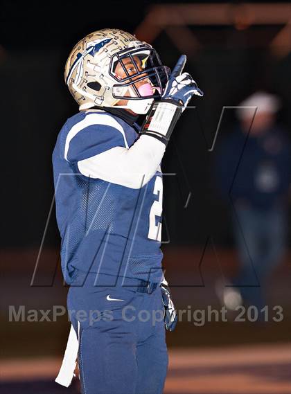 Thumbnail 3 in Centennial vs. St. John Bosco (CIF SoCal Regional Open Division Final) photogallery.