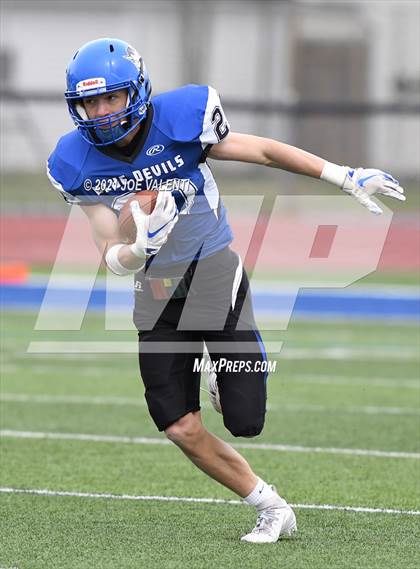 Thumbnail 2 in McKinley vs. Kenmore West photogallery.