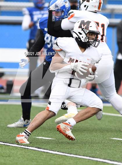 Thumbnail 2 in McKinley vs. Kenmore West photogallery.