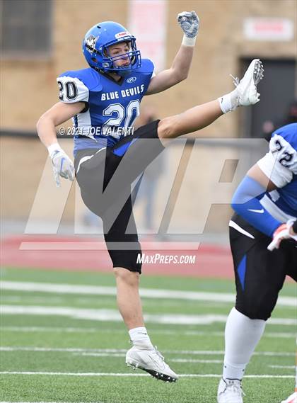 Thumbnail 3 in McKinley vs. Kenmore West photogallery.