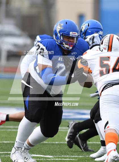 Thumbnail 2 in McKinley vs. Kenmore West photogallery.