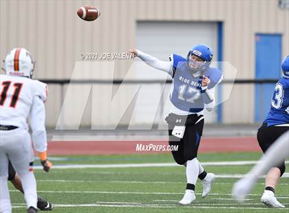 Thumbnail 2 in McKinley vs. Kenmore West photogallery.
