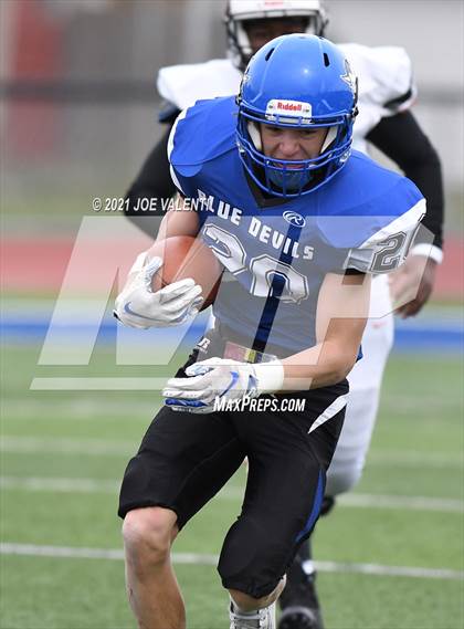 Thumbnail 3 in McKinley vs. Kenmore West photogallery.