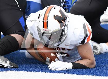 Thumbnail 2 in McKinley vs. Kenmore West photogallery.