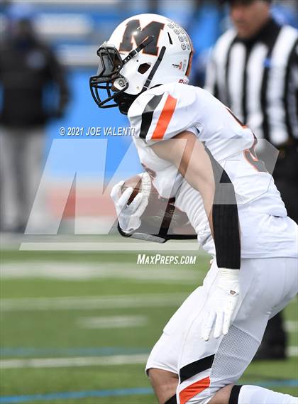 Thumbnail 2 in McKinley vs. Kenmore West photogallery.