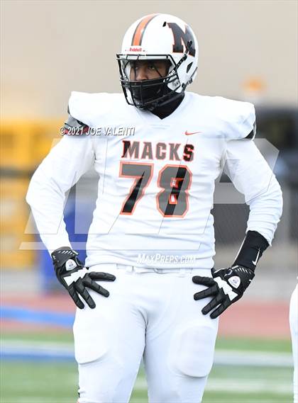 Thumbnail 2 in McKinley vs. Kenmore West photogallery.