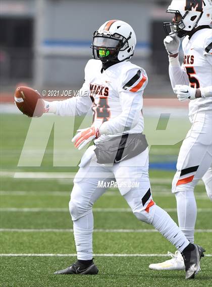 Thumbnail 2 in McKinley vs. Kenmore West photogallery.
