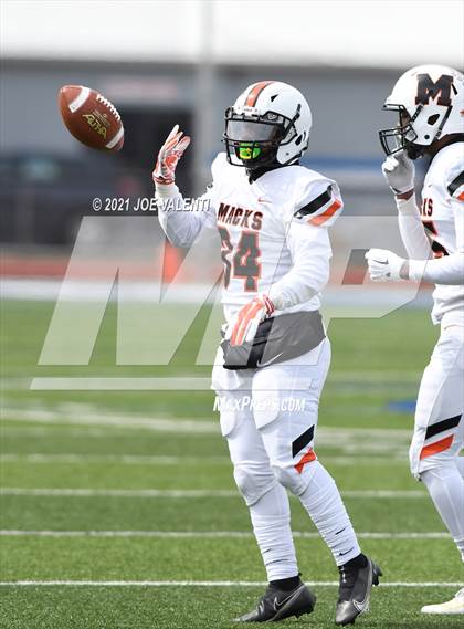 Thumbnail 3 in McKinley vs. Kenmore West photogallery.
