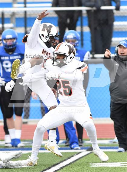 Thumbnail 1 in McKinley vs. Kenmore West photogallery.