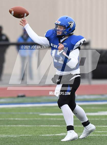 Thumbnail 2 in McKinley vs. Kenmore West photogallery.