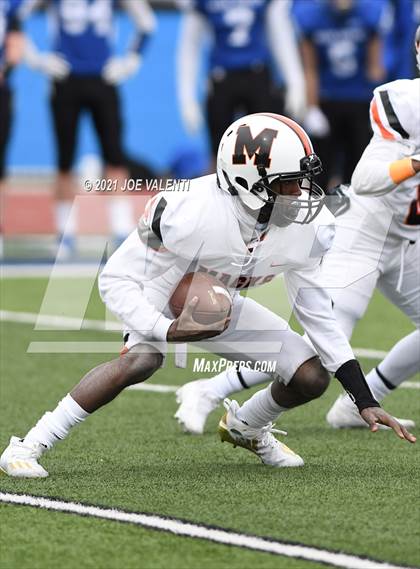 Thumbnail 2 in McKinley vs. Kenmore West photogallery.