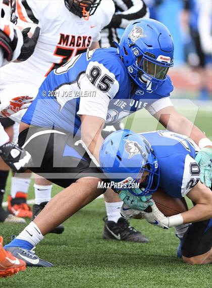 Thumbnail 1 in McKinley vs. Kenmore West photogallery.