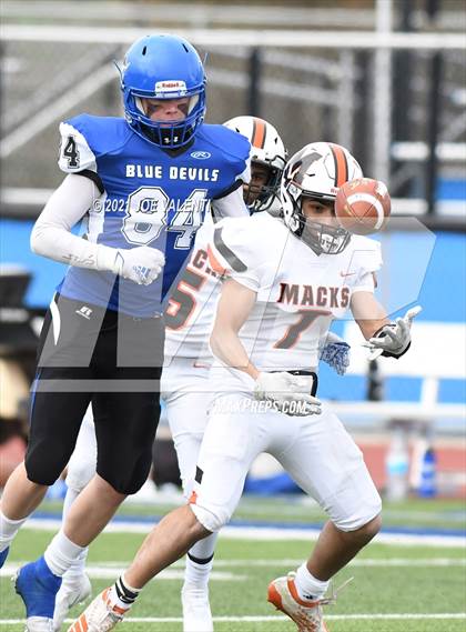 Thumbnail 3 in McKinley vs. Kenmore West photogallery.