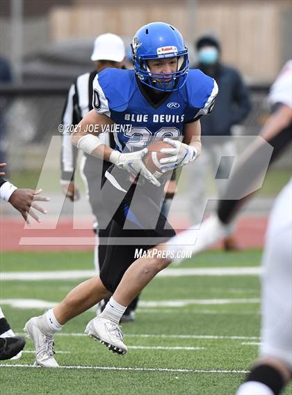 Thumbnail 2 in McKinley vs. Kenmore West photogallery.