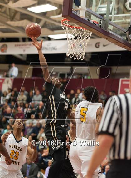 Thumbnail 3 in Putnam Vo-Tech vs. Central (Spalding Hoophall Classic) photogallery.