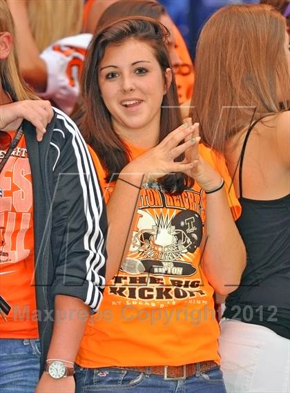 Thumbnail 3 in Tipton @ Hamilton Heights (Big Kickoff Classic) photogallery.