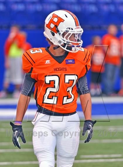 Thumbnail 2 in Tipton @ Hamilton Heights (Big Kickoff Classic) photogallery.