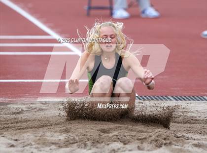 Thumbnail 3 in Devon Allen Invitational  (Long Jump) photogallery.