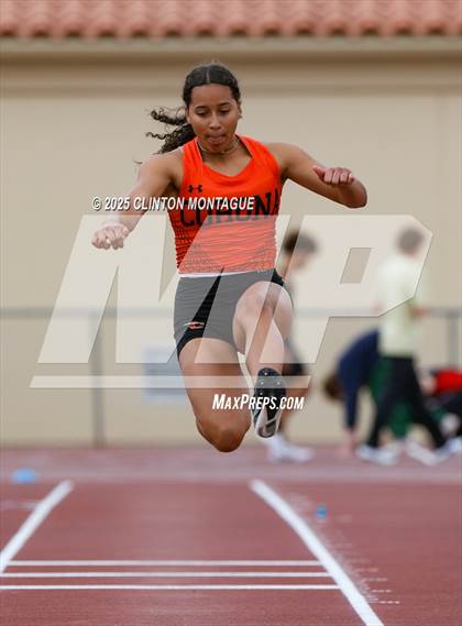Thumbnail 3 in Devon Allen Invitational  (Long Jump) photogallery.