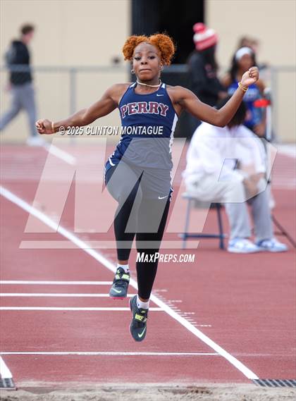 Thumbnail 2 in Devon Allen Invitational  (Long Jump) photogallery.