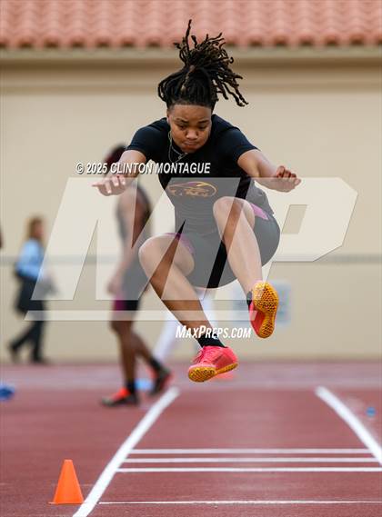 Thumbnail 3 in Devon Allen Invitational  (Long Jump) photogallery.