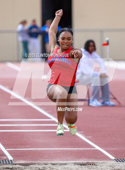 Thumbnail 3 in Devon Allen Invitational  (Long Jump) photogallery.