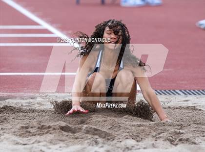 Thumbnail 1 in Devon Allen Invitational  (Long Jump) photogallery.