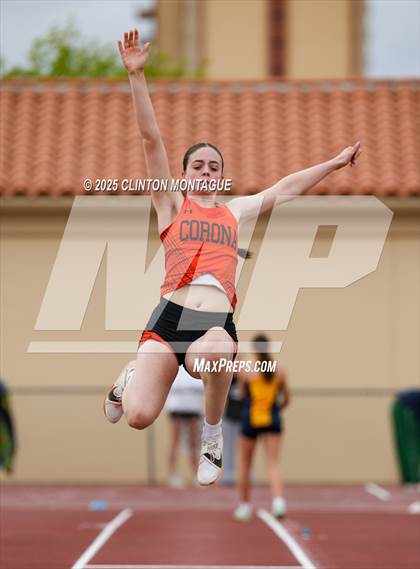 Thumbnail 1 in Devon Allen Invitational  (Long Jump) photogallery.