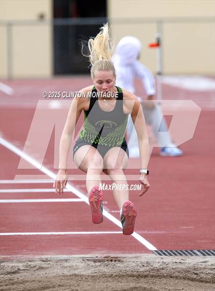 Thumbnail 1 in Devon Allen Invitational  (Long Jump) photogallery.
