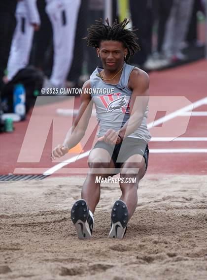 Thumbnail 2 in Devon Allen Invitational  (Long Jump) photogallery.