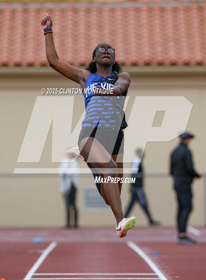 Thumbnail 3 in Devon Allen Invitational  (Long Jump) photogallery.
