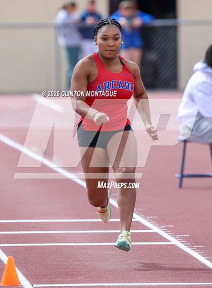 Thumbnail 3 in Devon Allen Invitational  (Long Jump) photogallery.