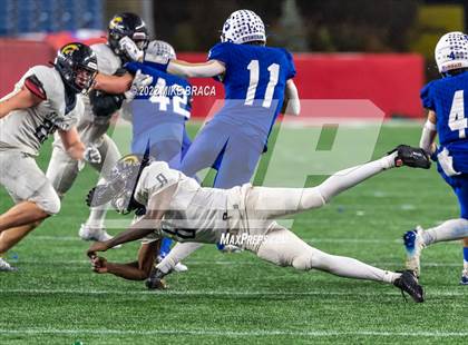 Thumbnail 2 in St. Mary's vs Stoneham (MIAA Division 6 State Final) photogallery.