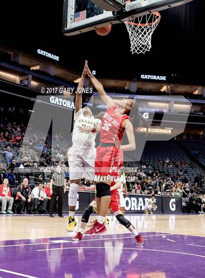 Thumbnail 3 in Mater Dei @ Vanden (CIF State D2 Final) photogallery.
