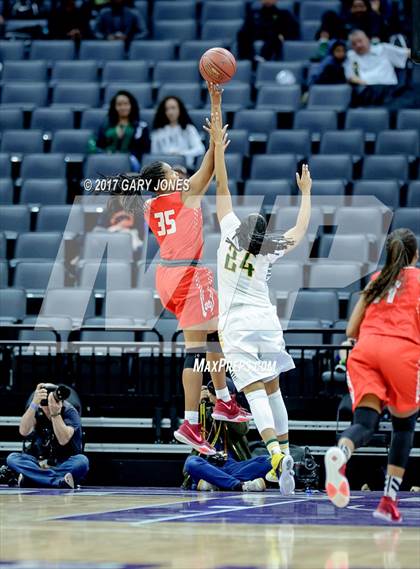 Thumbnail 3 in Mater Dei @ Vanden (CIF State D2 Final) photogallery.