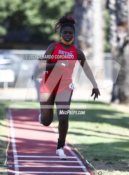 Thumbnail 2 in WAC Championships photogallery.