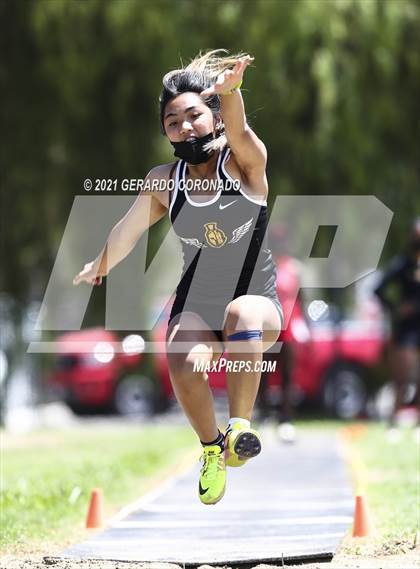 Thumbnail 1 in WAC Championships photogallery.