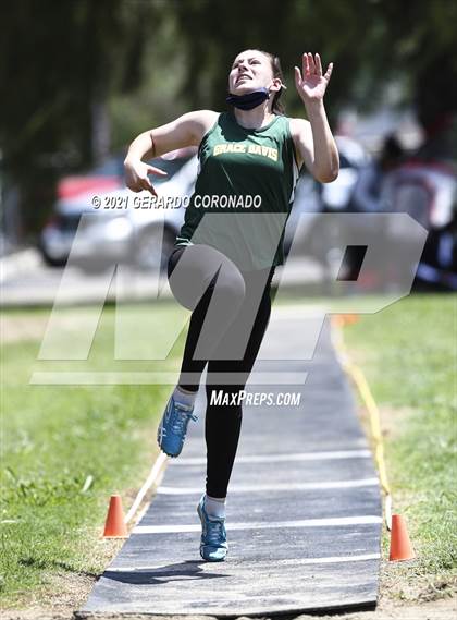 Thumbnail 2 in WAC Championships photogallery.