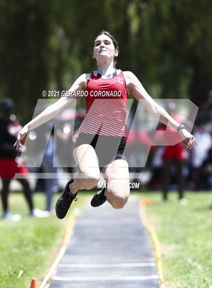Thumbnail 2 in WAC Championships photogallery.